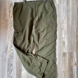 Men’s lightweight cargo pants